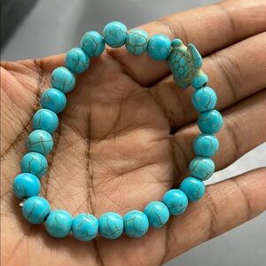 Indigenous Mayan Turquoise Beaded Bracelet with Turtle Charm